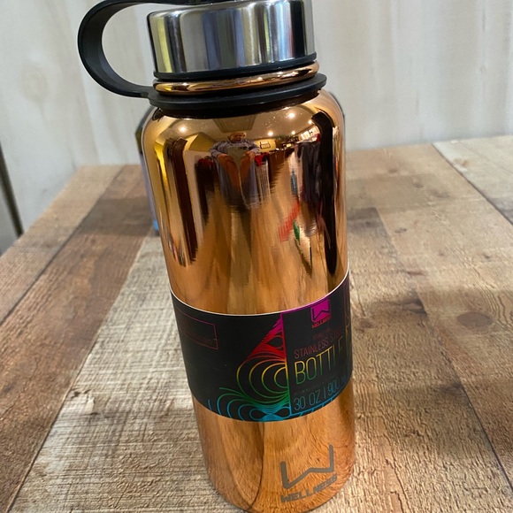 New With Tags Large Stainless Steel Bottle With Set of Moscow Mule Cups - Picture 3 of 8